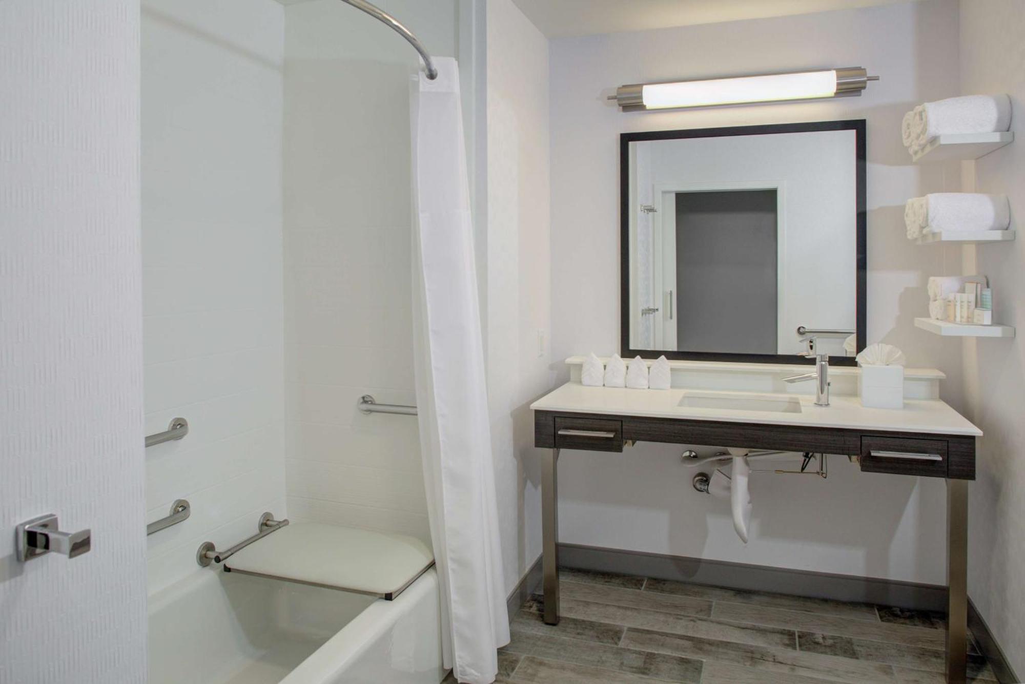 Hampton Inn & Suites Irvine/Orange County Airport Εξωτερικό φωτογραφία