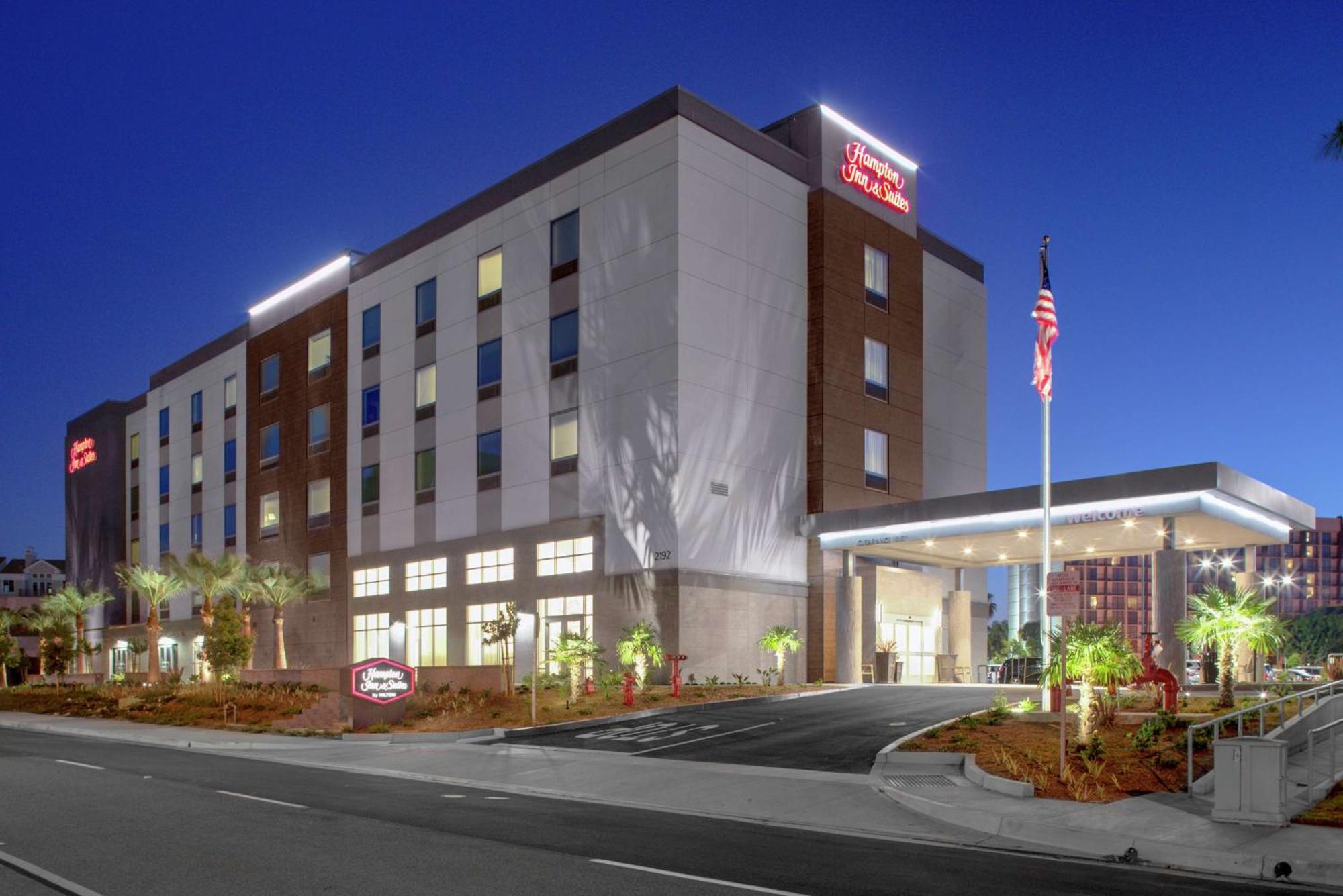 Hampton Inn & Suites Irvine/Orange County Airport Εξωτερικό φωτογραφία